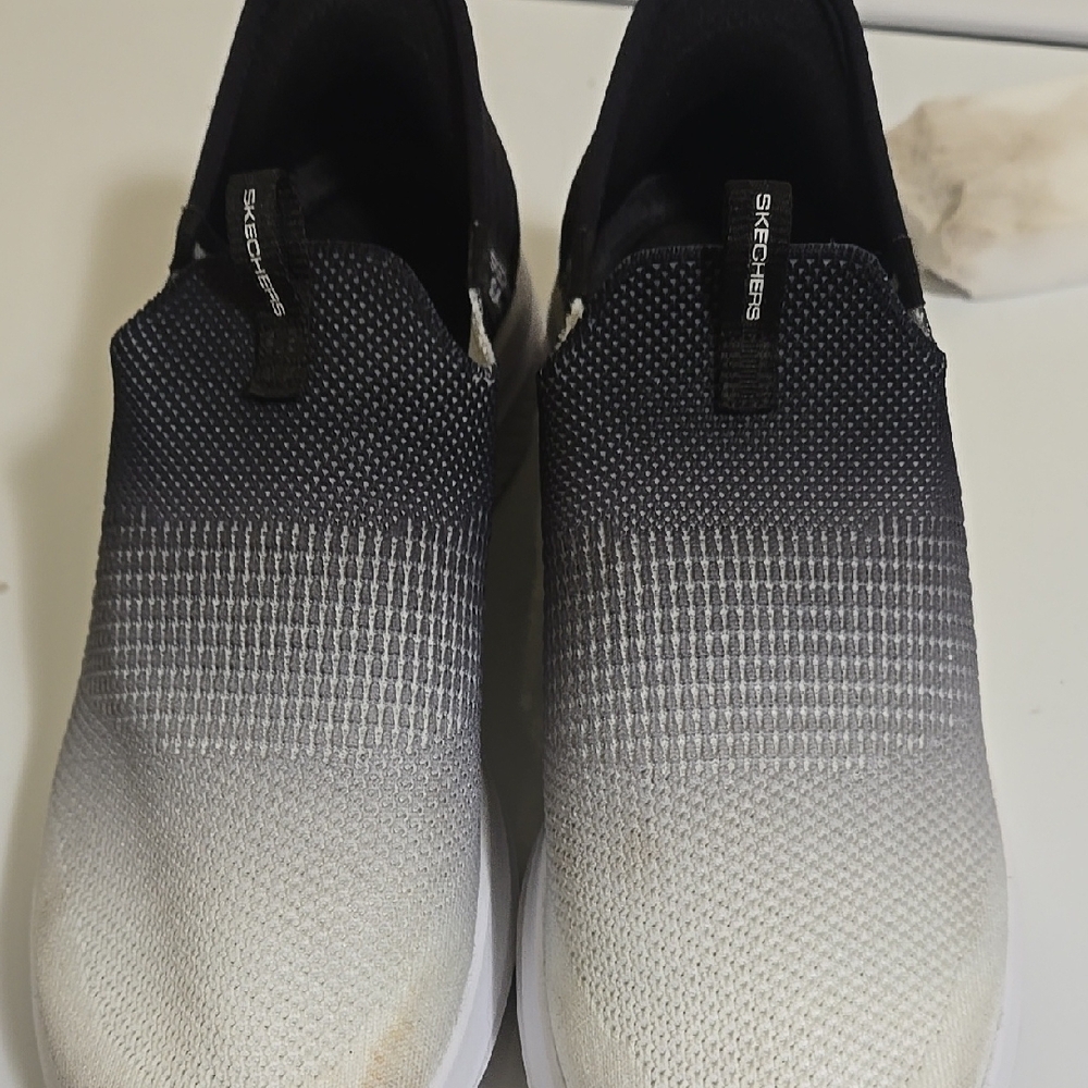 Skechers Womans Black and Gray Slip-On Shoes